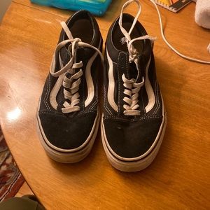 Vans old school shoe 10.5 woman 9.0 men